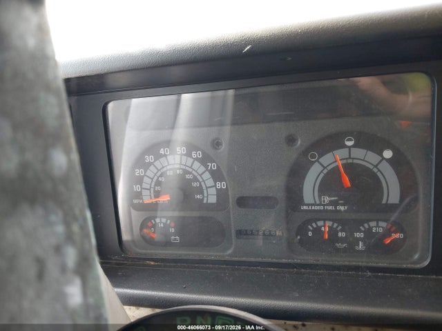 46066073 :رقم المزاد ، 1GBKP37N9P3304478 vin ، 1993 Chevrolet P30 مزاد بيع