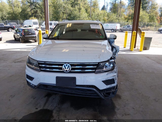 3VV2B7AXXJM006444 Volkswagen Tiguan 2.0t Se/2.0t Sel