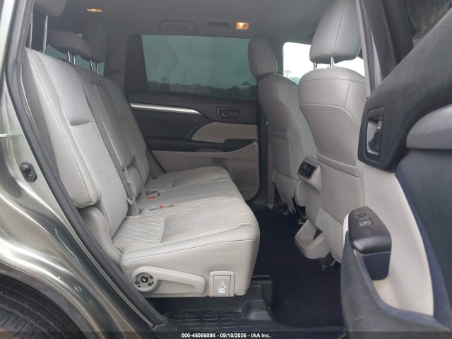 46066098 :رقم المزاد ، 5TDBKRFH7FS094954 vin ، 2015 Toyota Highlander Le Plus V6 مزاد بيع