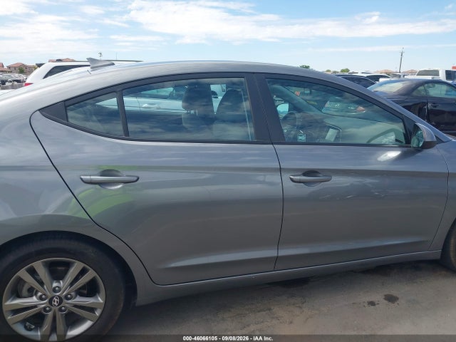 Hyundai ELANTRA SEL 2018 5NPD84LF2JH305960 Image 13
