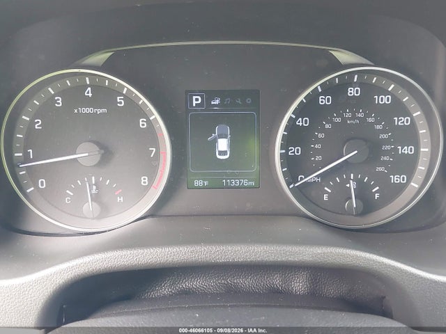 5NPD84LF2JH305960 Hyundai ELANTRA SEL