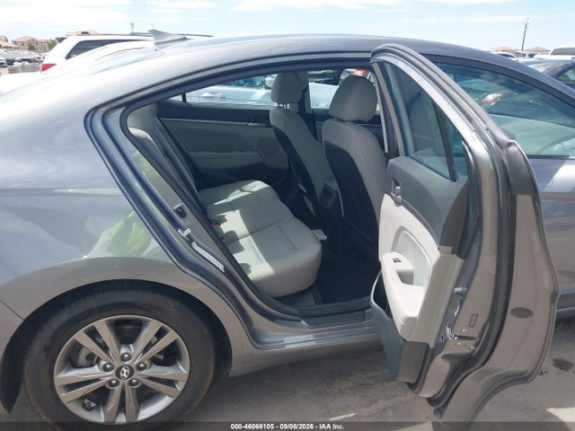 Hyundai ELANTRA SEL 2018 5NPD84LF2JH305960 Image 8