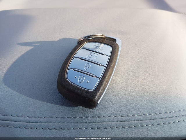 46066125 :رقم المزاد ، KMHC65LC6LU233176 vin ، 2020 Hyundai Ioniq Hybrid Blue مزاد بيع