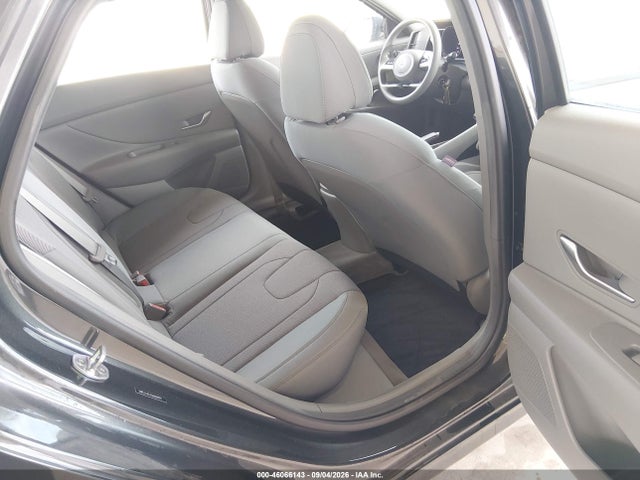 46066143 :رقم المزاد ، 5NPLL4AG7MH050992 vin ، 2021 Hyundai Elantra Se مزاد بيع