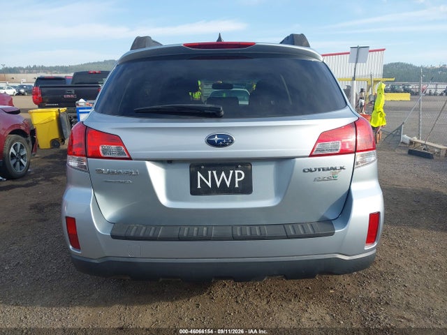 Subaru Outback 2.5i Premium 2014 4S4BRBDC6E3279616 Image 17