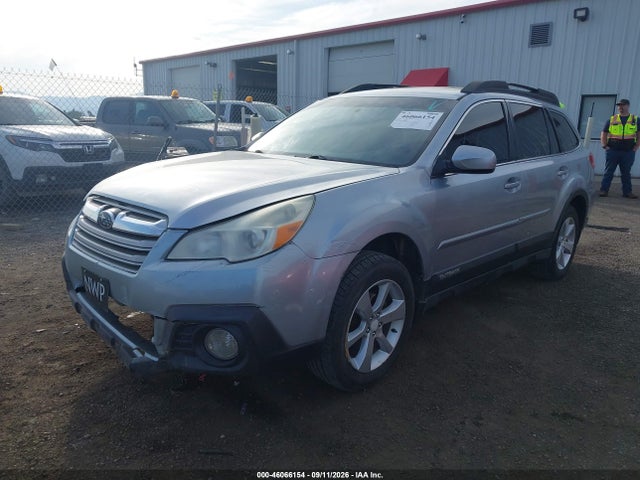Subaru Outback 2.5i Premium 2014 4S4BRBDC6E3279616 Image 2