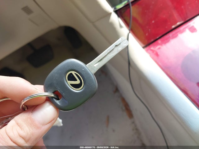 2002 Lexus Es 300 მანქანა იყიდება აუქციონზე, vin: JTHBF30G425036431, აუქციონის ნომერი: 46066170