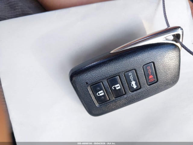 46066184 :رقم المزاد ، JTHBW1GG2F2082163 vin ، 2015 Lexus Es 300h مزاد بيع