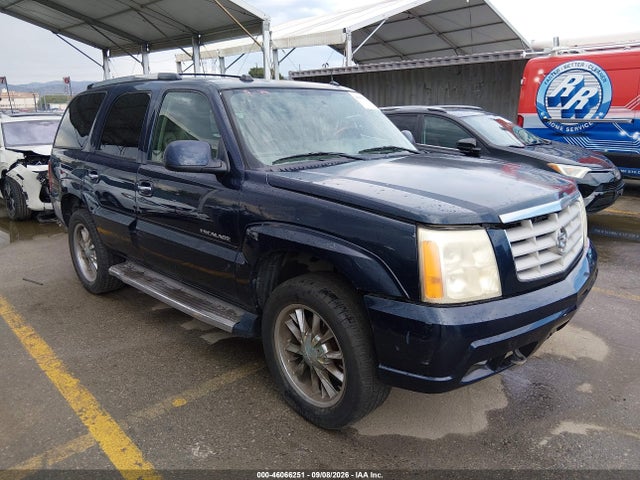 46066251 :رقم المزاد ، 1GYEK63N55R172483 vin ، 2005 Cadillac Escalade Standard مزاد بيع