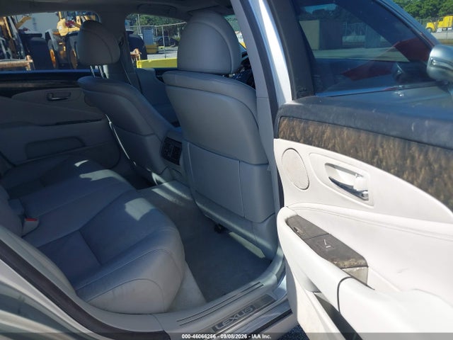 2011 Lexus Ls 460 მანქანა იყიდება აუქციონზე, vin: JTHBL5EF9B5104064, აუქციონის ნომერი: 46066256