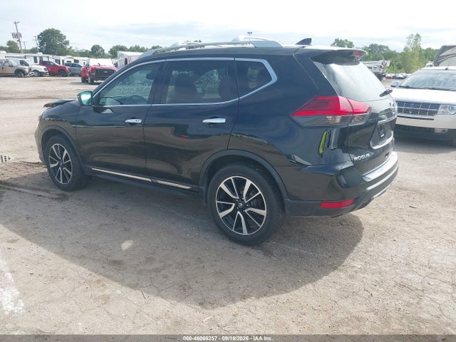 46066257 :رقم المزاد ، 5N1AT2MVXHC740433 vin ، 2017 Nissan Rogue Sl مزاد بيع