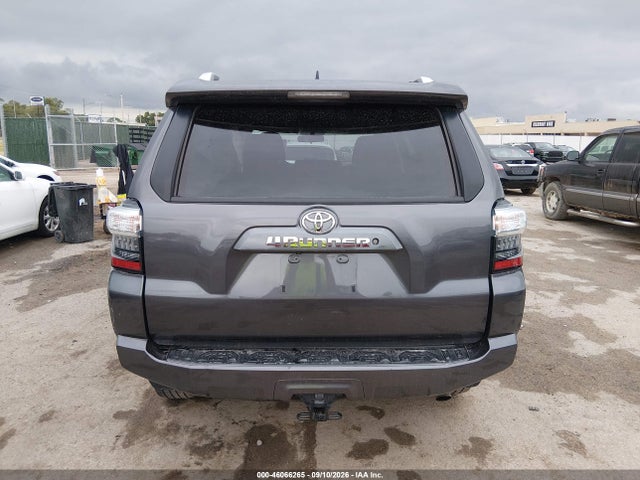 Toyota 4RUNNER SR5 2016 JTEZU5JR8G5139789 Image 16
