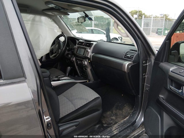Toyota 4RUNNER SR5 2016 JTEZU5JR8G5139789 Image 5