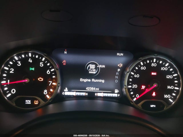 46066269 :رقم المزاد ، ZACCJBBB0HPG56323 vin ، 2017 Jeep Renegade Altitude 4x4 مزاد بيع