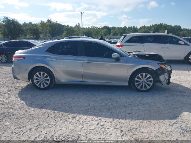 Продажа на аукционе авто 2019 Toyota Camry Le, vin: 4T1B11HK4KU782389, номер лота: 46066275