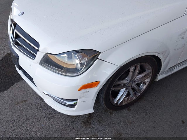 Aukcja sprzedaży 2014 Mercedes-benz C 250 Sport, vin: WDDGF4HB3EG239394, numer aukcji: 46066298