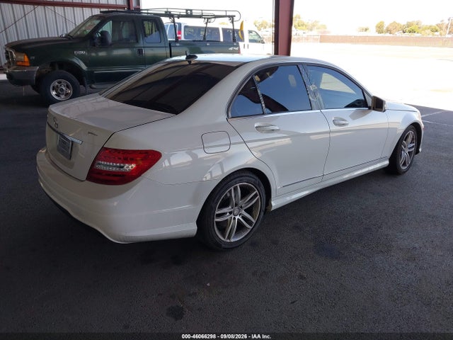 Aukcja sprzedaży 2014 Mercedes-benz C 250 Sport, vin: WDDGF4HB3EG239394, numer aukcji: 46066298