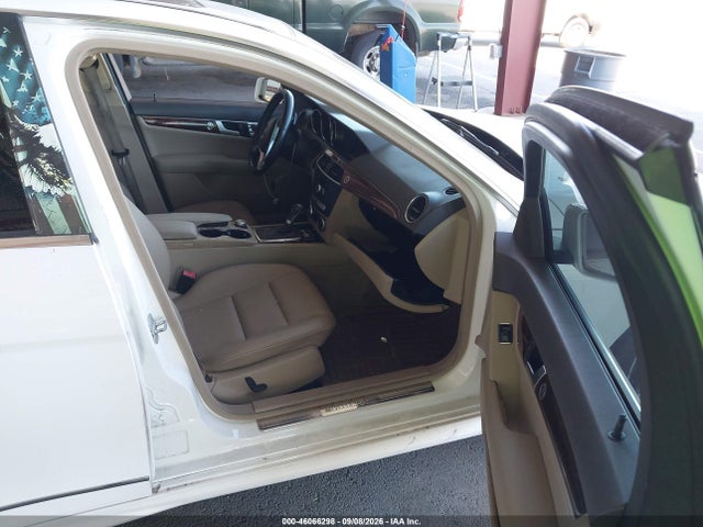 Aukcja sprzedaży 2014 Mercedes-benz C 250 Sport, vin: WDDGF4HB3EG239394, numer aukcji: 46066298