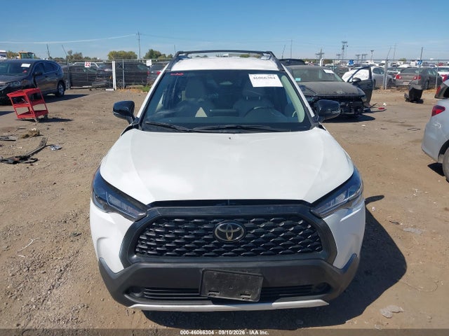 Toyota Corolla Cross Le 2025 7MUCAABG8SV130995 Image 12