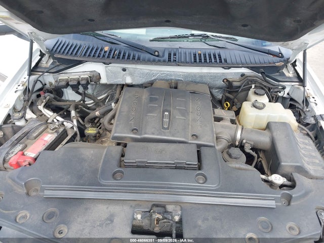 46066351 :رقم المزاد ، 5LMJJ2J53AEJ03613 vin ، 2010 Lincoln Navigator مزاد بيع