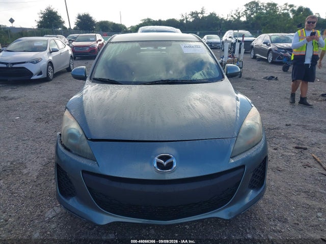 2013 Mazda Mazda3 I Sport მანქანა იყიდება აუქციონზე, vin: JM1BL1U75D1715756, აუქციონის ნომერი: 46066366
