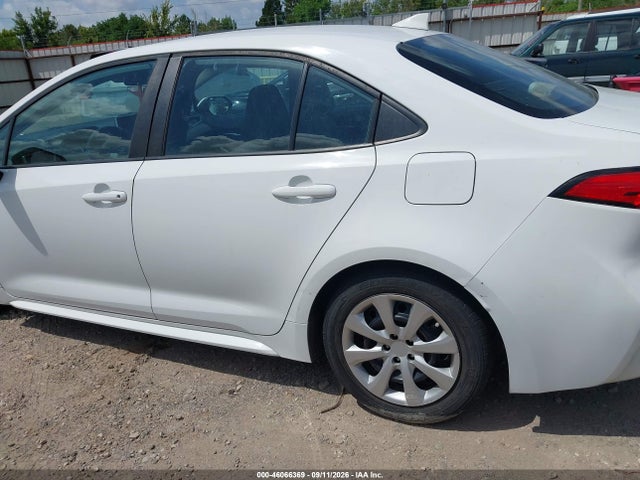 Toyota COROLLA LE 2021 5YFEPMAE4MP246368 Image 13