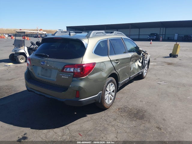 2017 Subaru Outback 2.5i Premium მანქანა იყიდება აუქციონზე, vin: 4S4BSACC7H3333834, აუქციონის ნომერი: 46066457