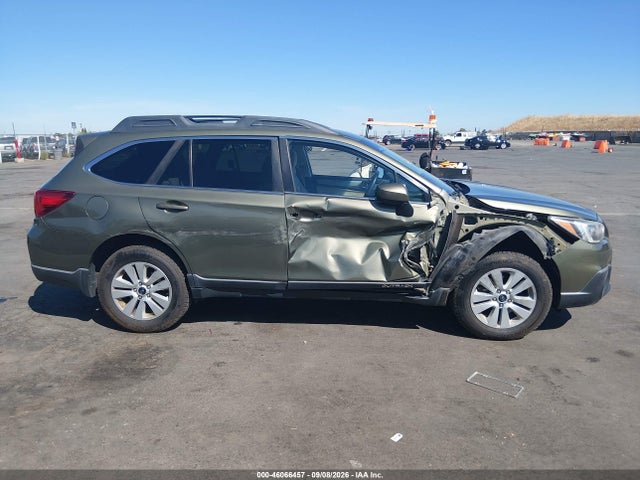 2017 Subaru Outback 2.5i Premium მანქანა იყიდება აუქციონზე, vin: 4S4BSACC7H3333834, აუქციონის ნომერი: 46066457