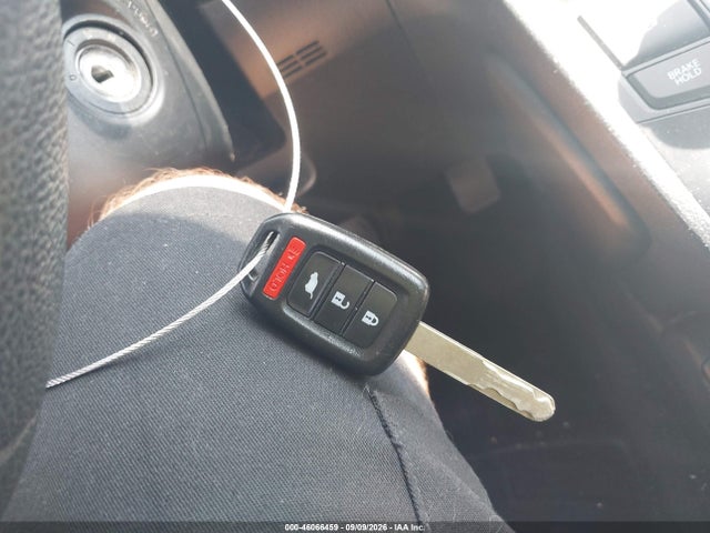 46066459 :رقم المزاد ، 2HKRW6H30HH220423 vin ، 2017 Honda Cr-v Lx مزاد بيع