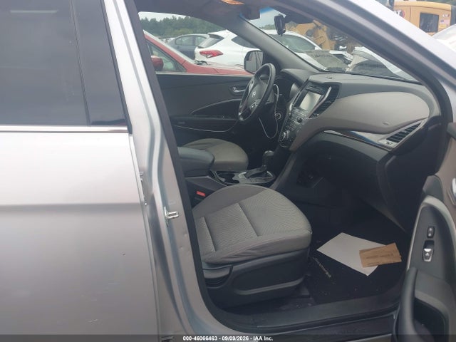 2017 Hyundai Santa Fe Se მანქანა იყიდება აუქციონზე, vin: KM8SMDHF3HU244688, აუქციონის ნომერი: 46066463