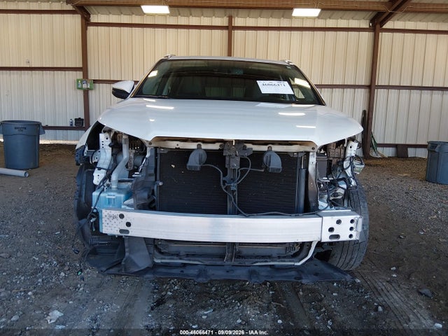 Продажа на аукционе авто 2014 Toyota Highlander Limited V6, vin: 5TDYKRFH4ES010758, номер лота: 46066471