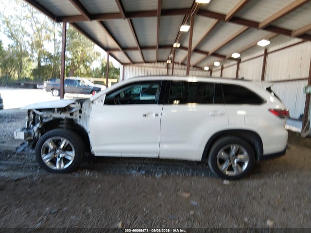 Продажа на аукционе авто 2014 Toyota Highlander Limited V6, vin: 5TDYKRFH4ES010758, номер лота: 46066471