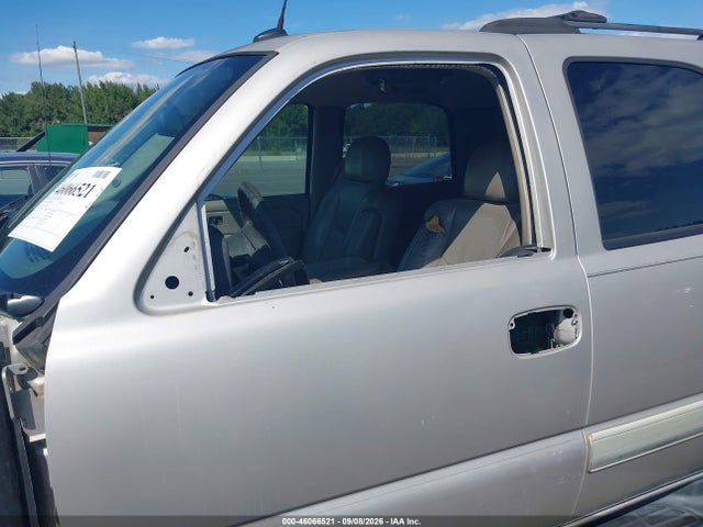 2005 Chevrolet Tahoe Lt მანქანა იყიდება აუქციონზე, vin: 1GNEC13TX5R100495, აუქციონის ნომერი: 46066521