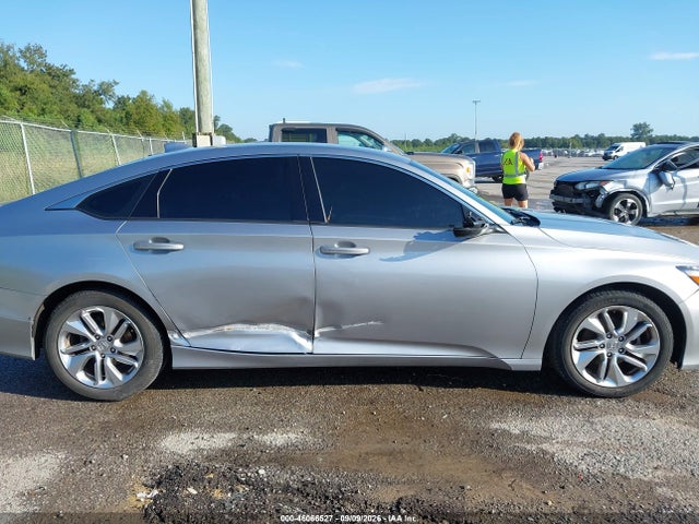 46066527 :رقم المزاد ، 1HGCV1F10JA228663 vin ، 2018 Honda Accord Lx مزاد بيع