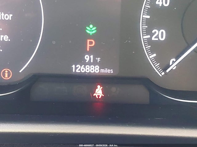 46066527 :رقم المزاد ، 1HGCV1F10JA228663 vin ، 2018 Honda Accord Lx مزاد بيع