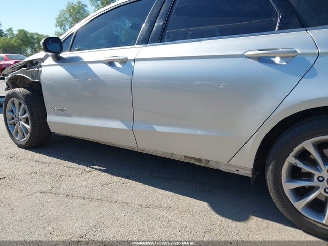 Ford Fusion Hybrid Se 2017 3FA6P0LU2HR385583 Image 19