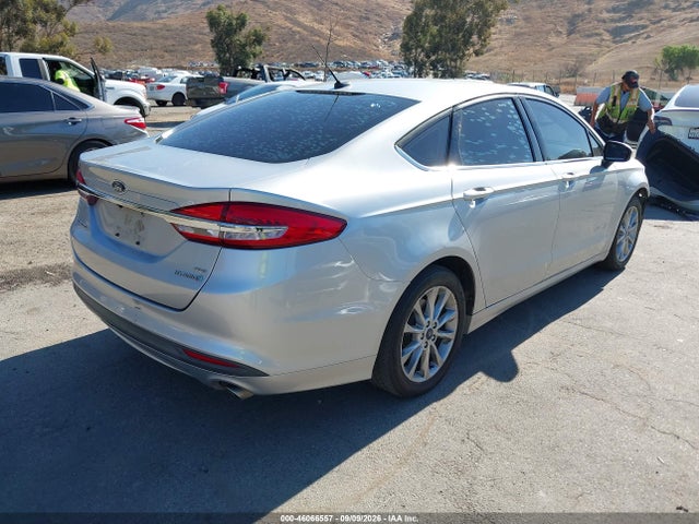 Ford Fusion Hybrid Se 2017 3FA6P0LU2HR385583 Image 4