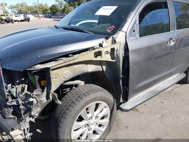 46066566 :رقم المزاد ، 5TDDY5G19BS045380 vin ، 2011 Toyota Sequoia Platinum 5.7l V8 مزاد بيع