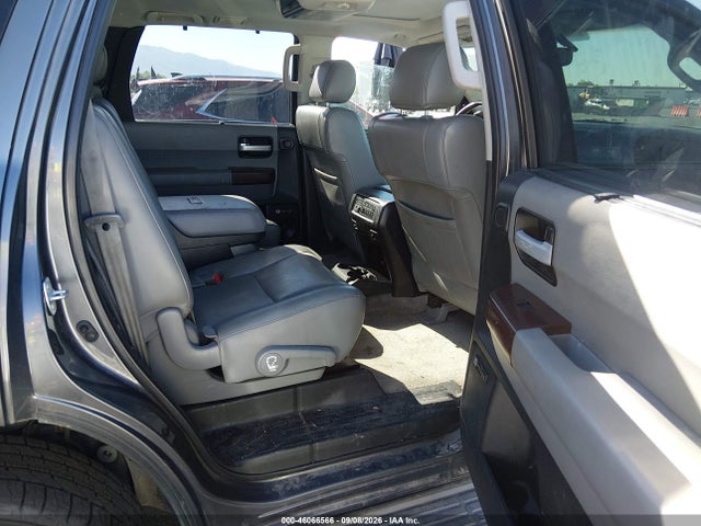46066566 :رقم المزاد ، 5TDDY5G19BS045380 vin ، 2011 Toyota Sequoia Platinum 5.7l V8 مزاد بيع