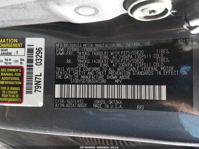 46066566 :رقم المزاد ، 5TDDY5G19BS045380 vin ، 2011 Toyota Sequoia Platinum 5.7l V8 مزاد بيع