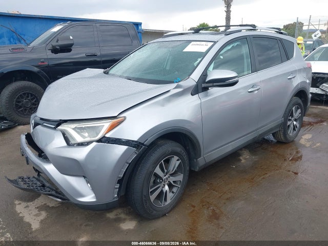 Toyota Rav4 Xle 2016 2T3WFREV1GW283029 Image 2