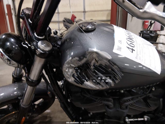46066669 :رقم المزاد ، 1HD1YYK18NB042041 vin ، 2022 Harley-davidson Fxbbs مزاد بيع