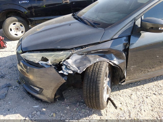 1FADP3FE9HL257689 Ford FOCUS SE