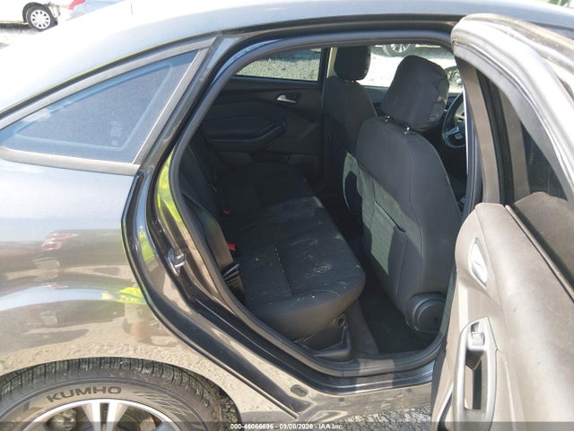 1FADP3FE9HL257689 Ford FOCUS SE