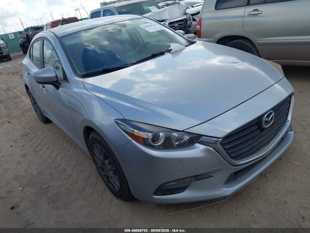 Продаж на аукціоні авто 2018 Mazda Mazda3 Sport, vin: 3MZBN1U78JM234339, номер лоту: 46066702