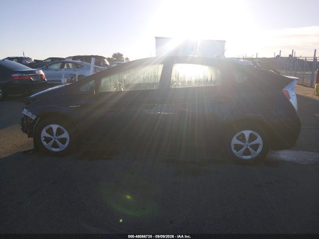 JTDKN3DU7F0428973 Toyota Prius Two