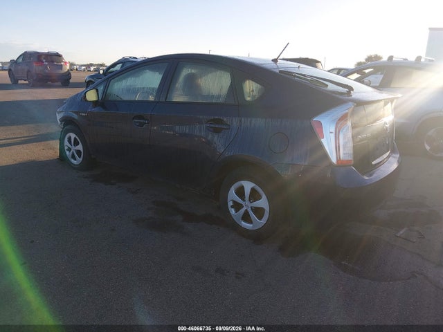 JTDKN3DU7F0428973 Toyota Prius Two