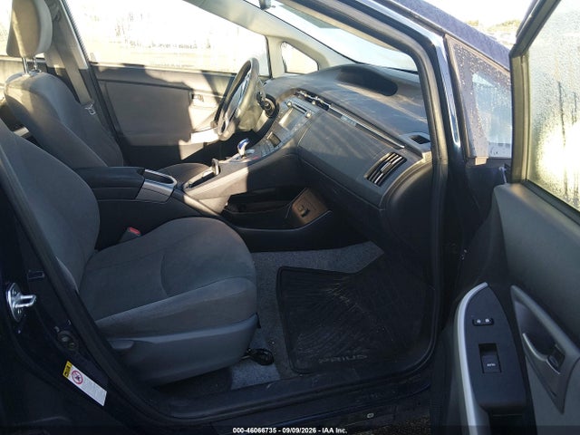JTDKN3DU7F0428973 Toyota Prius Two