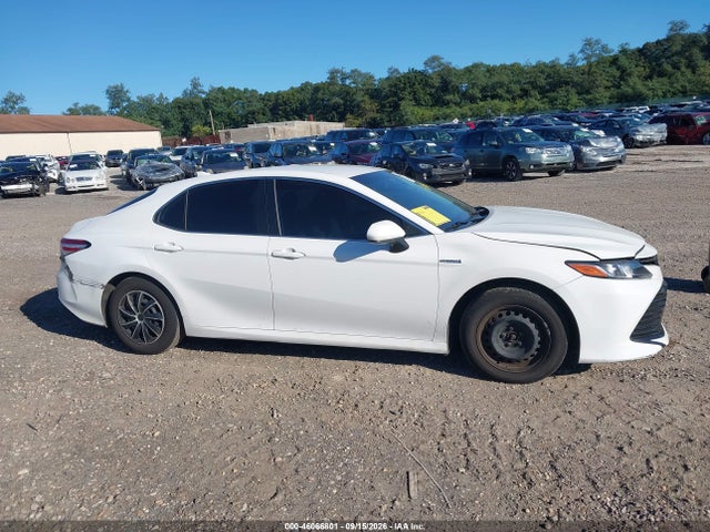 Продажа на аукционе авто 2020 Toyota Camry Le Hybrid, vin: 4T1C31AK1LU545353, номер лота: 46066801