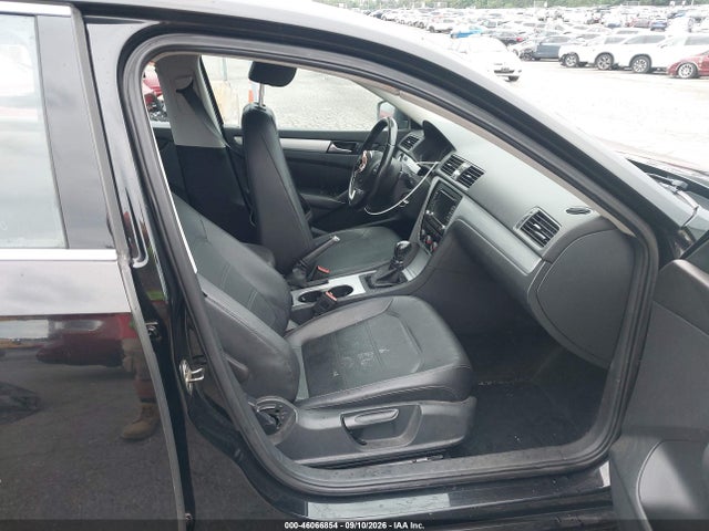 Продажа на аукционе авто 2013 Volkswagen Passat 2.5l Se, vin: 1VWBP7A36DC090004, номер лота: 46066854